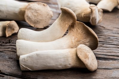 Lavare e preparare il tenero cavolo cinese