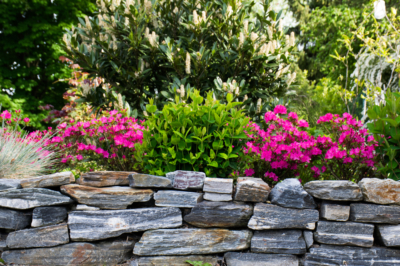 Muri da giardino: come costruire un bel muro di contenimento